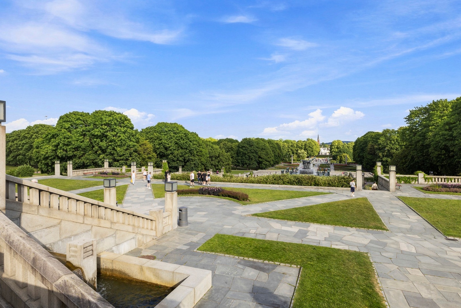 Her bor du med kort gangavstand til idylliske Frognerparken og Vigelandsanlegget. Galleribilde