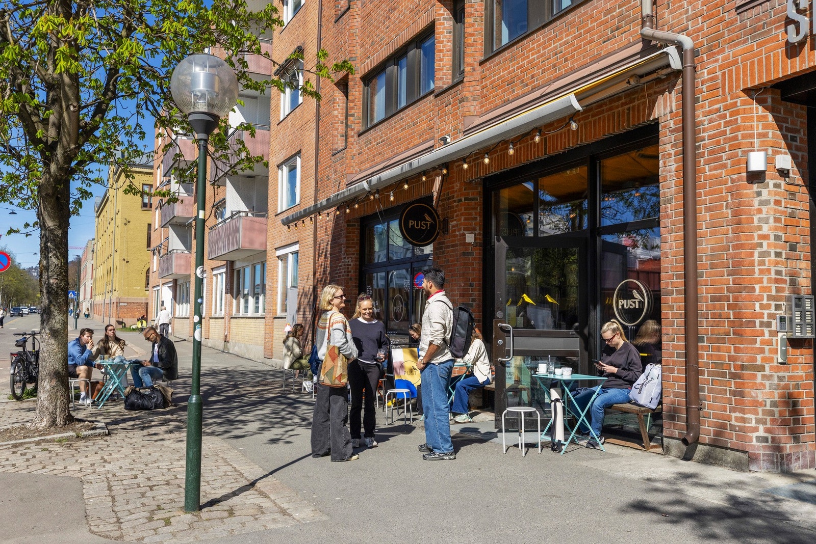 Her finner du spisesteder og kaféer for enhver smak. Galleribilde