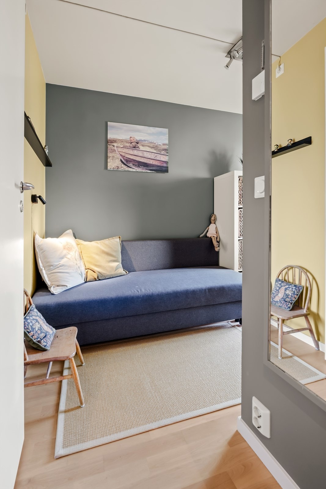 Også dette soverommet har utgang til en egen, skjermet uteplass. Galleribilde
