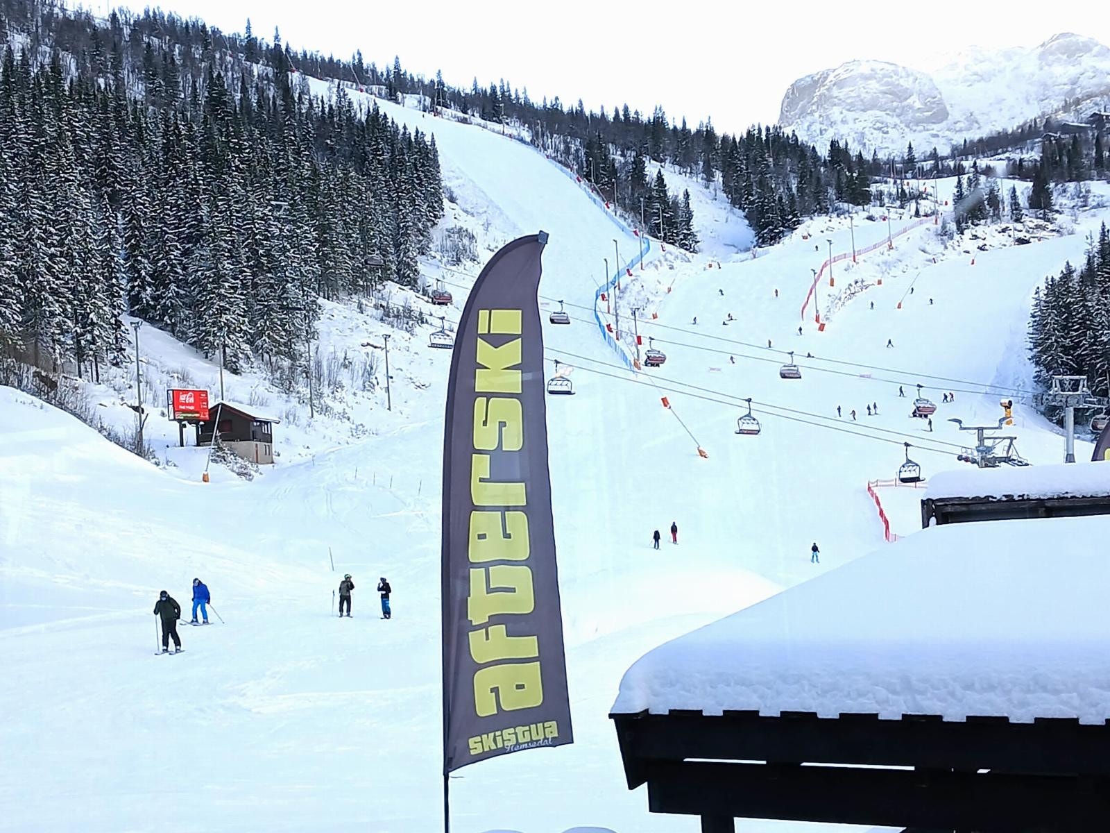 Hemsedal er kjent for både skiopplevelser og en legendarisk afterski Galleribilde
