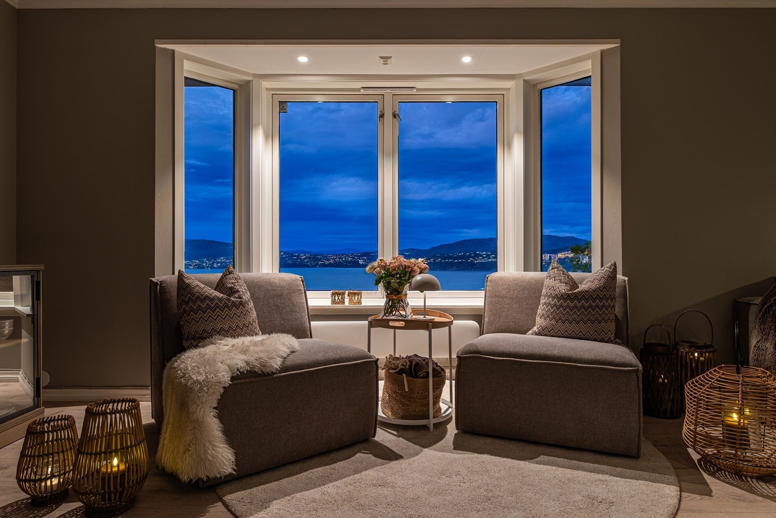 - Nordvik Bolig v/Finn Kristian Kraakenes har gleden av å presentere Svartedalsvegen 94! Foto: Terje Helberg - Galleribilde