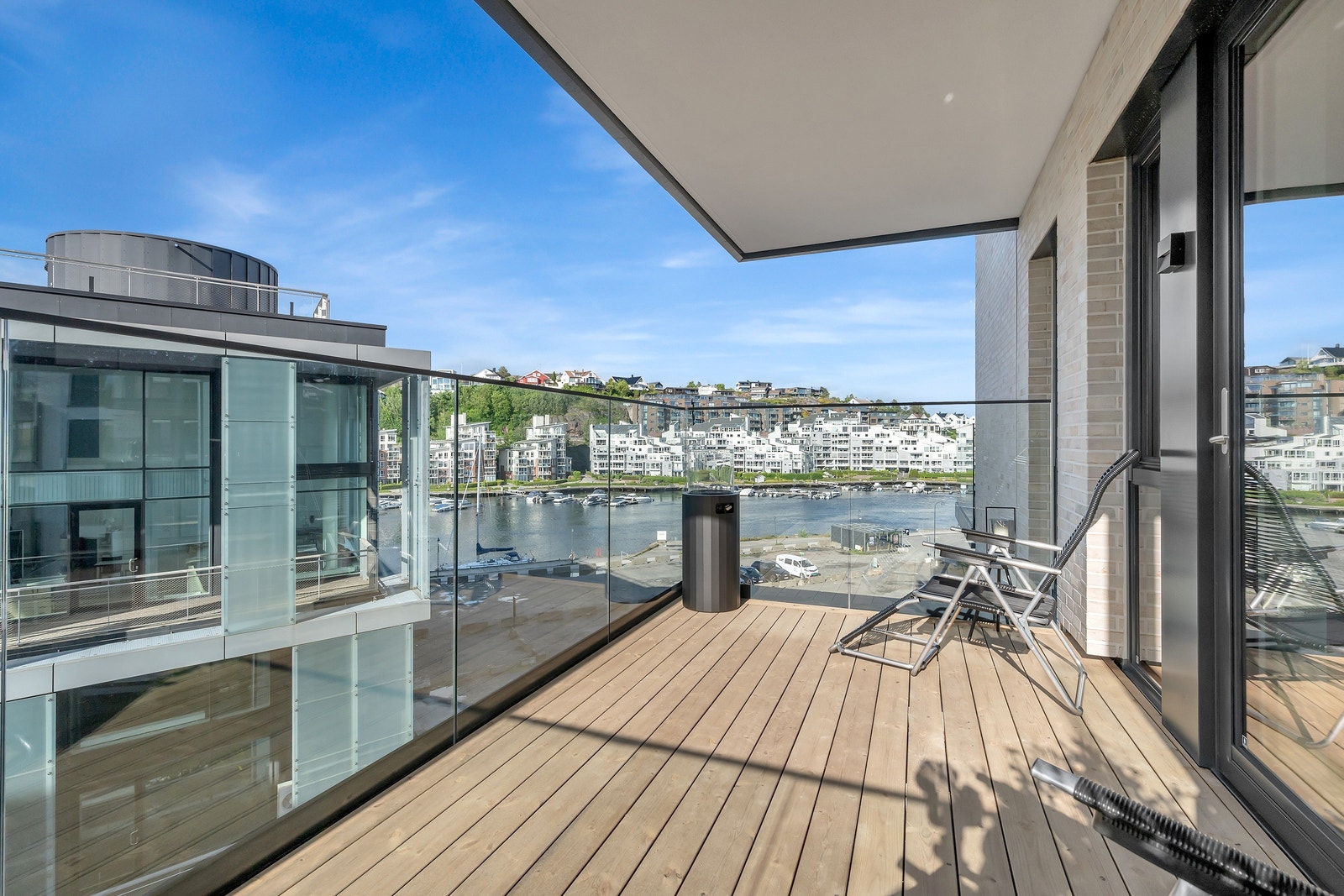 Balkong (møbler følger ikke med) Galleribilde