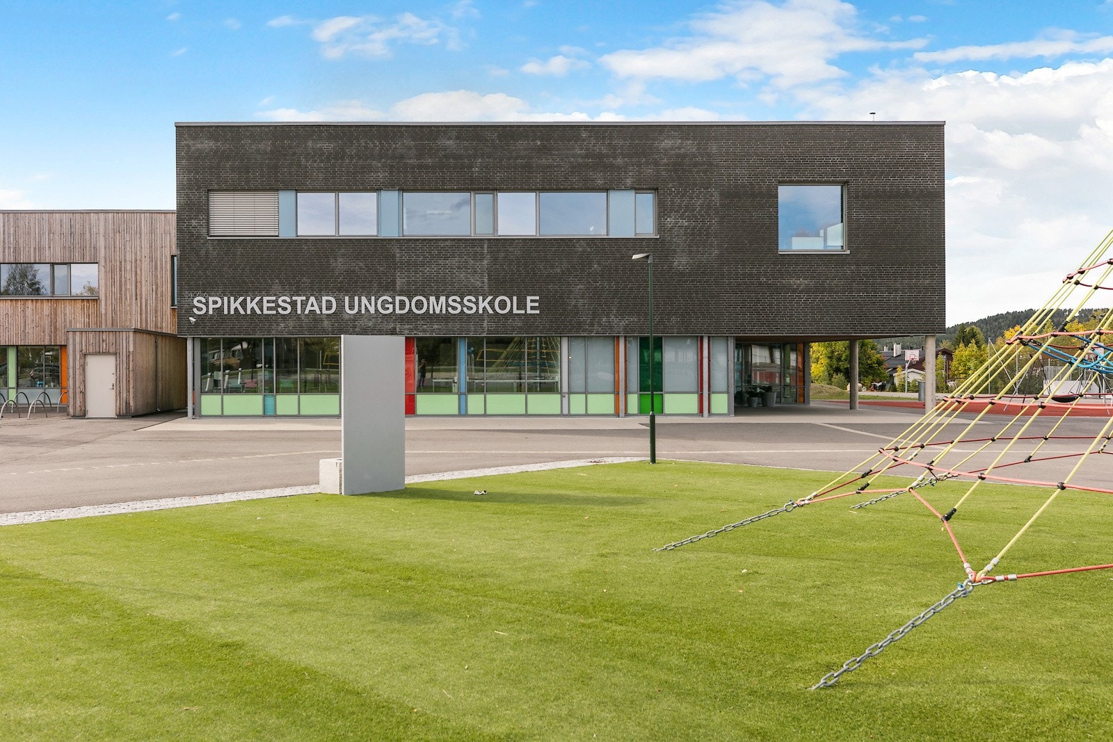 14spikkestad_ungdomsskole Galleribilde