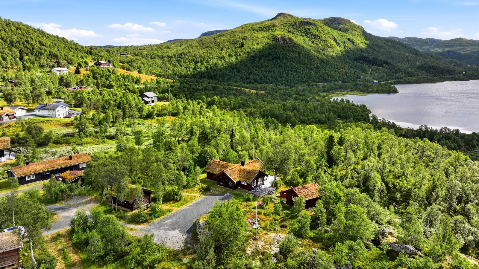 Hytta ligger 933 moh flott utsikt over grader utsikt over fjellheimen Galleribilde