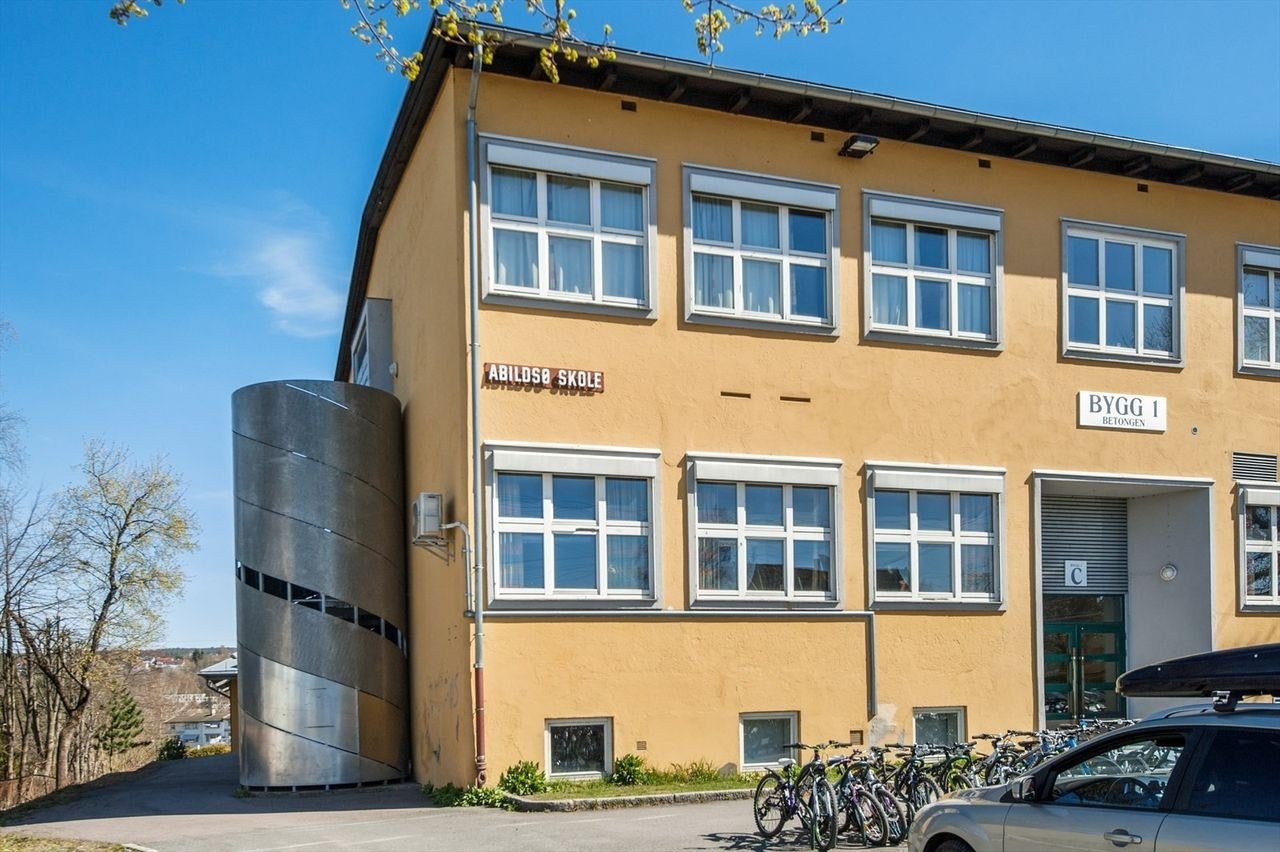Abildsø barne- og ungdomskole. Galleribilde