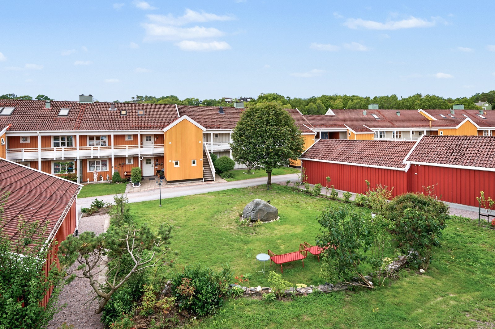 Fint utsyn over felles grøntområde Galleribilde