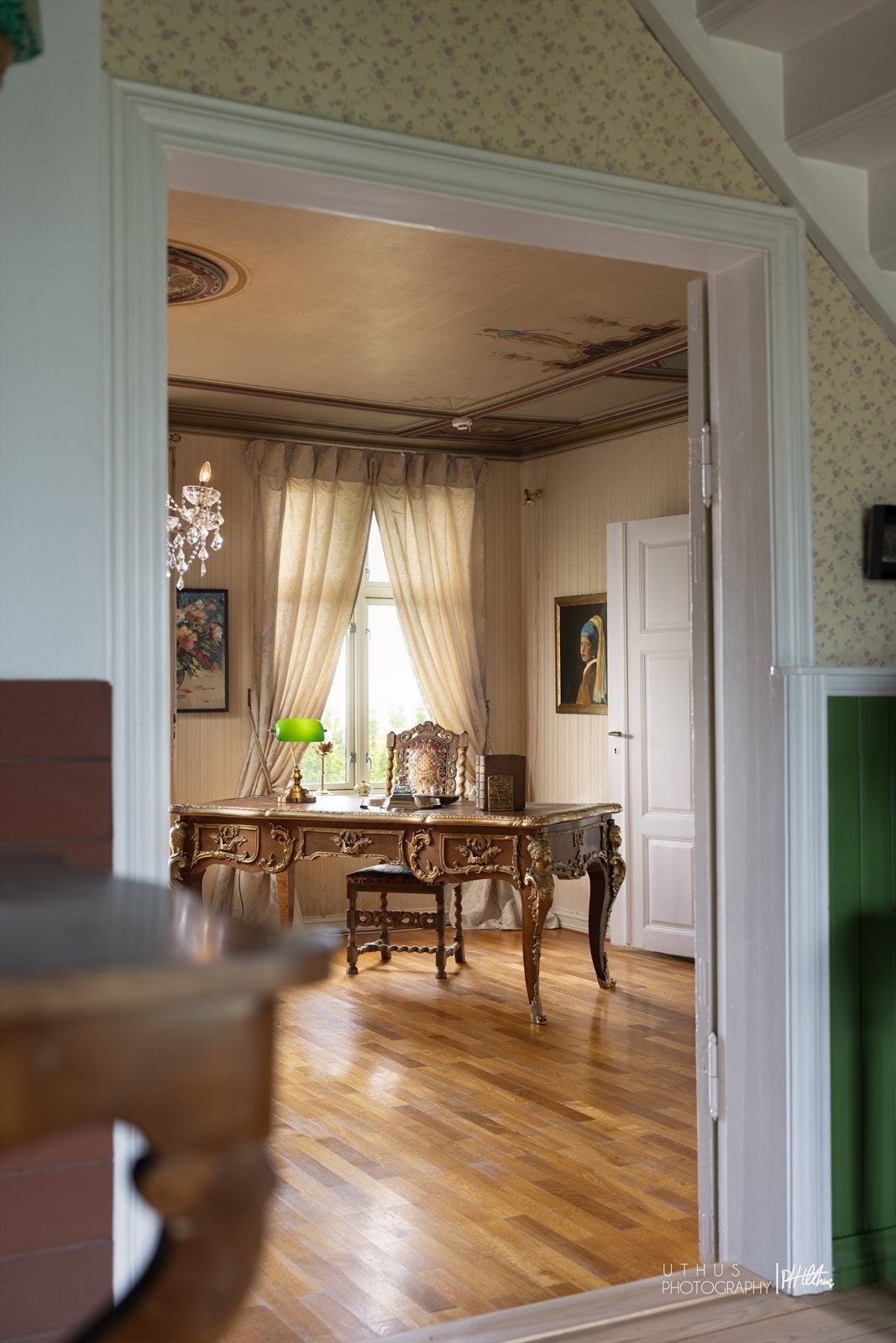 Kikk inn i en av de herskapelige stuene. Galleribilde