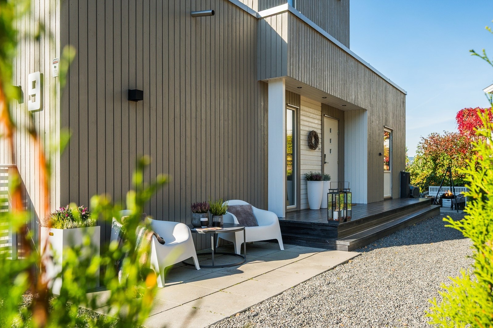 Inngangsparti. Galleribilde