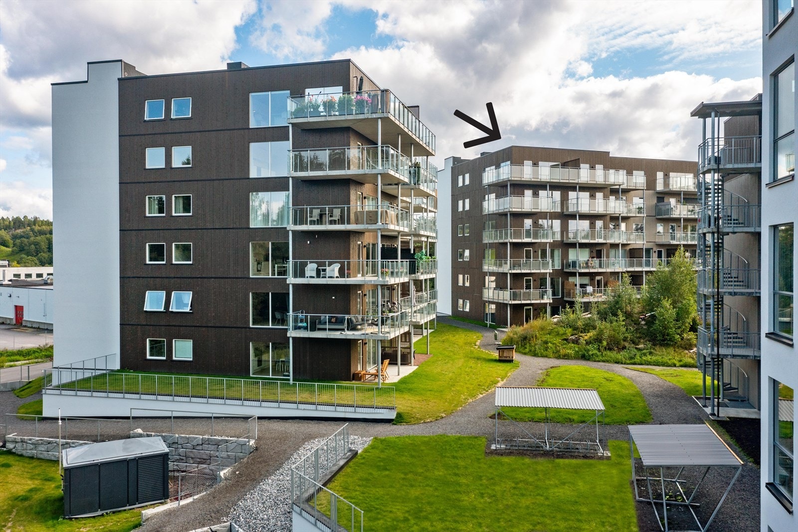 Fasade mot gårdsrom Galleribilde