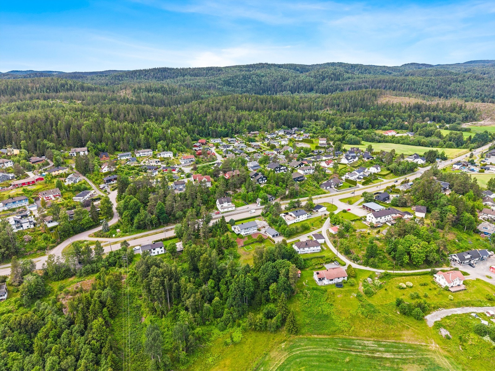 Området er veletablert med hovedsakelig eneboligbebyggelse. Galleribilde
