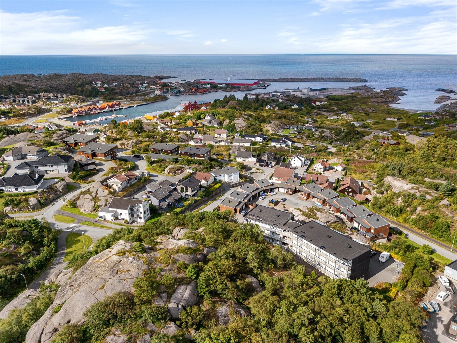 Eiendomsmegler Norge v/ Simen Vollevik har gleden av å presentere Nylund 50!
Foto v/ Asle Haukland Galleribilde
