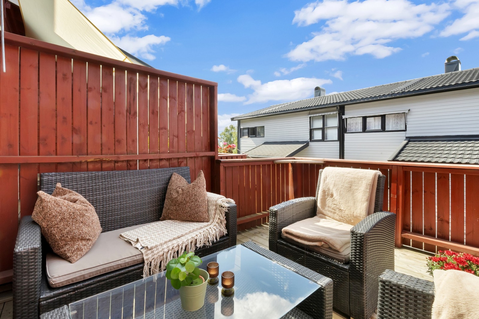 Hyggelig og relativt skjermet terrasse. Galleribilde