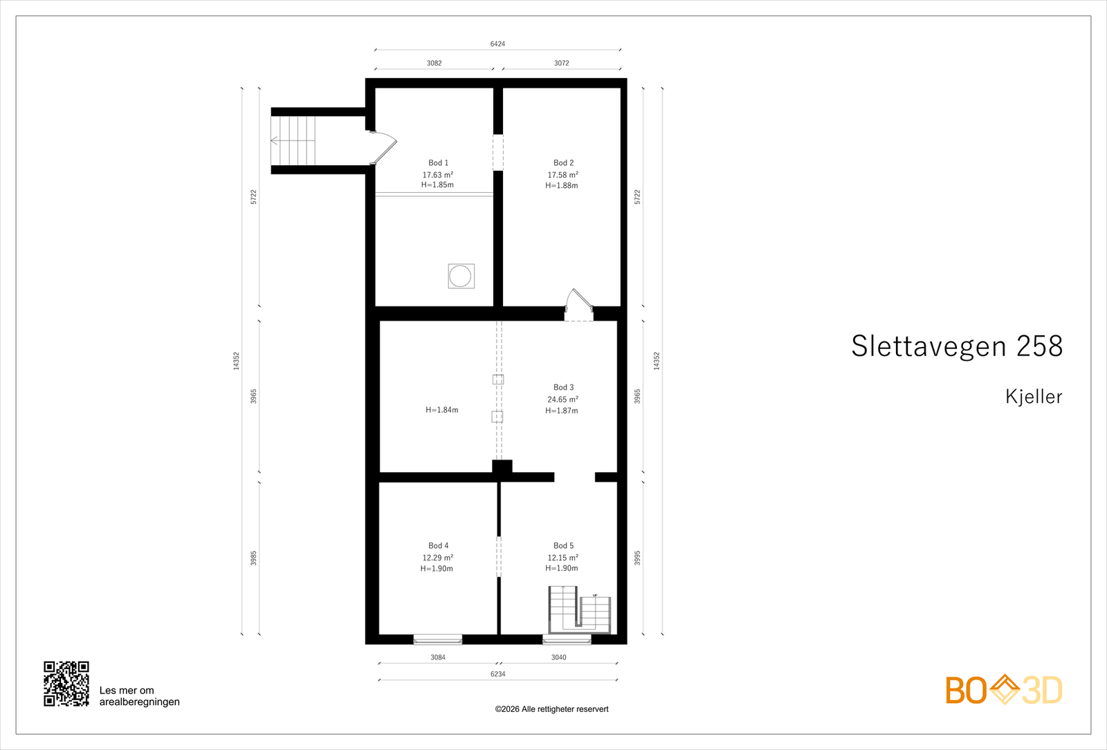Kjelleren byr på betydelige lagringsmuligheter, med fem boder som gir god plass til alt man ikke ønsker å ha stående fremme. Galleribilde