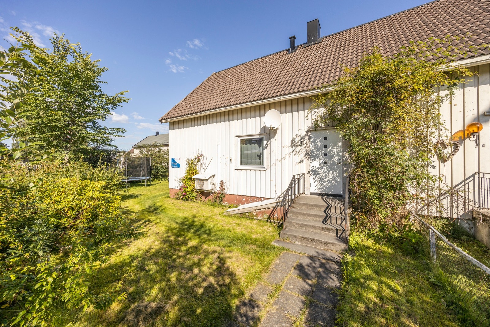 Det e rusleavstand til Steinkjer videregående skole, idrettsanlegg, Steinkjer ungdomsskole og barnehage Galleribilde
