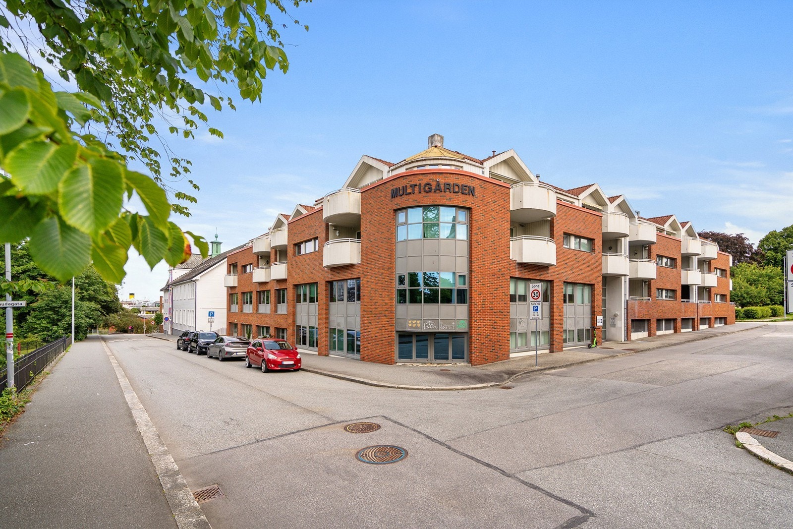 Lene Hviding v/Krogsveen eiendom har gleden av å presentere Saudagata 2. Galleribilde