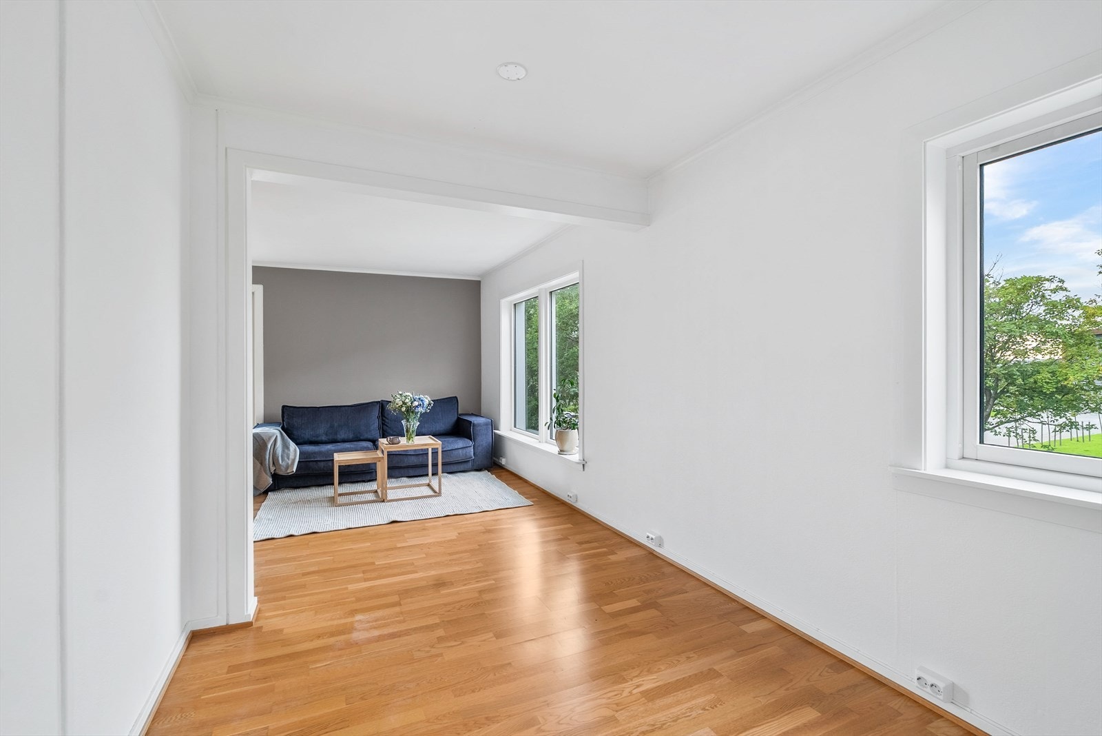 God plass til spisegruppe i tilknytning til stuen. Galleribilde