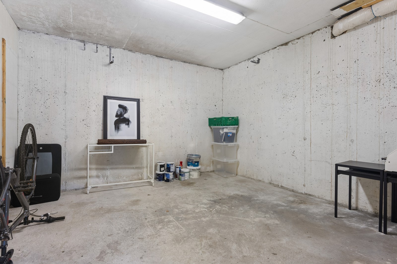 Bod/verksted i tilknytning til garasjen. Galleribilde