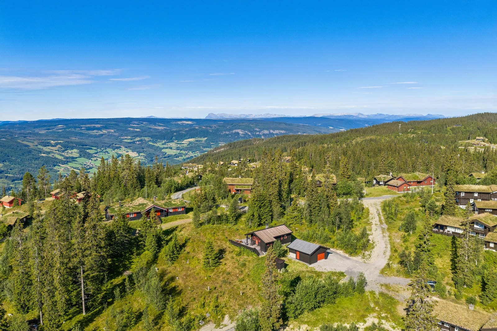Velkommen til Tranebærsletta 17 på vakre Aurdalsåsen. Galleribilde
