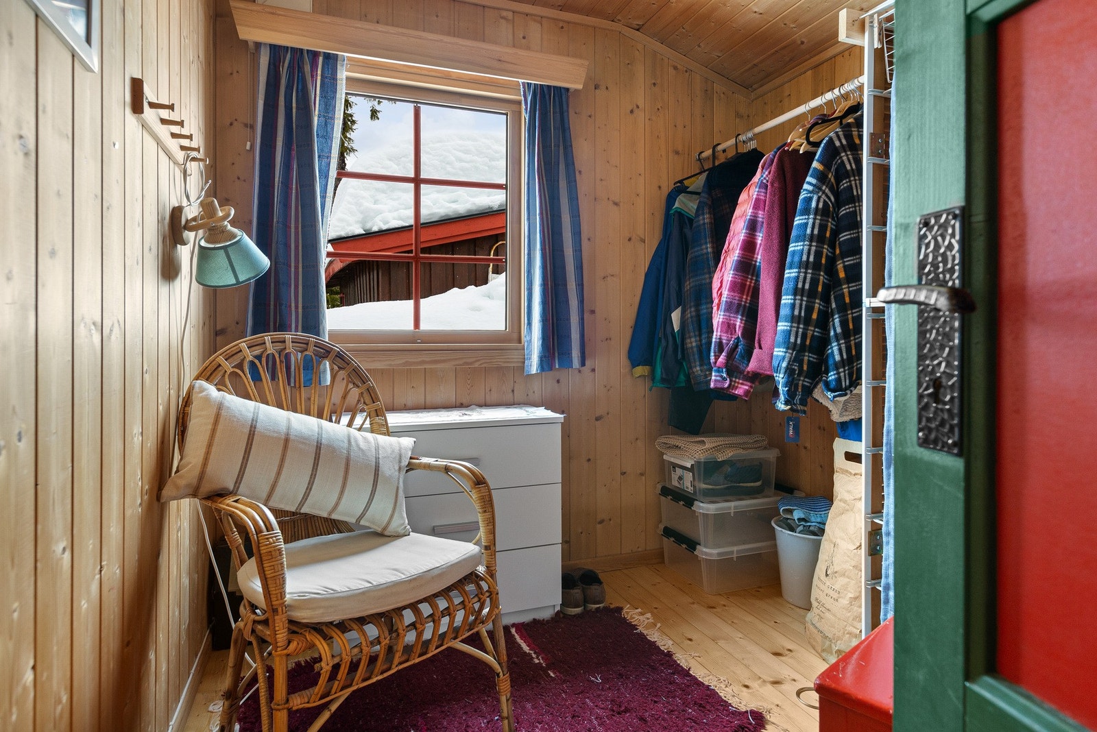 Det andre soverommet brukes i dag som garderoberom. Galleribilde