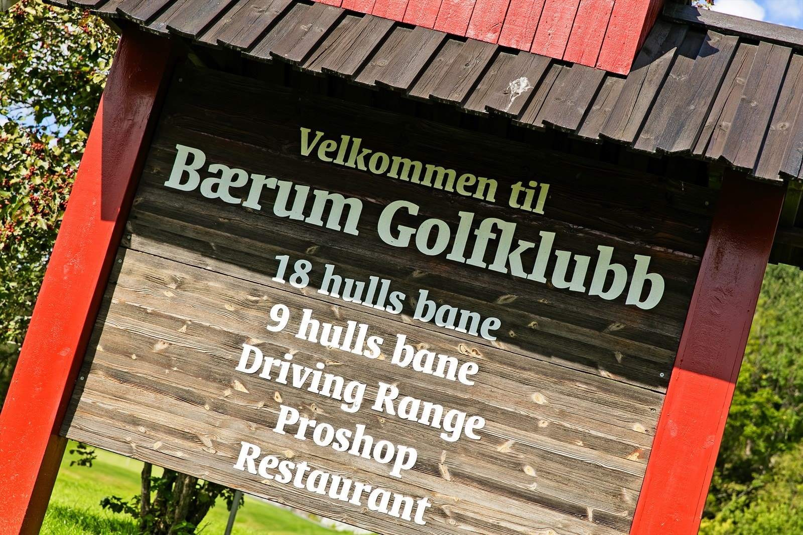 Både Lommedalen golfklubb og Bærum golfklubb ligger i nærområdet Galleribilde