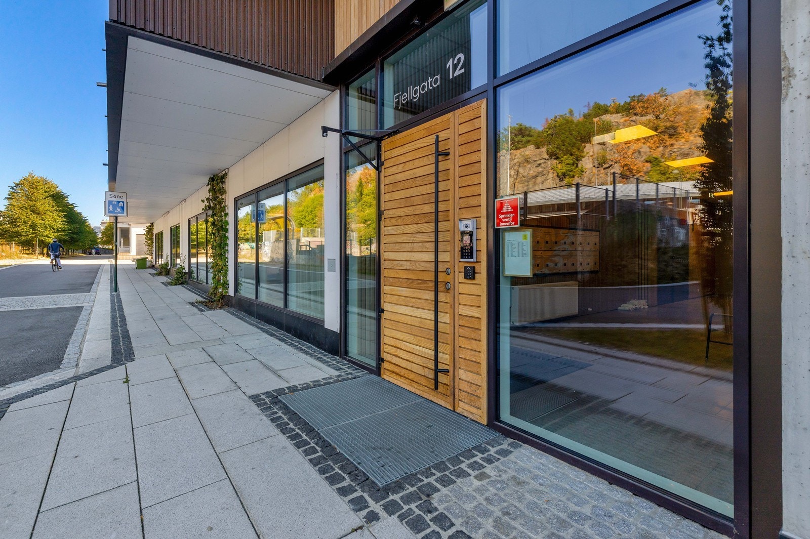 Inngangsparti Galleribilde