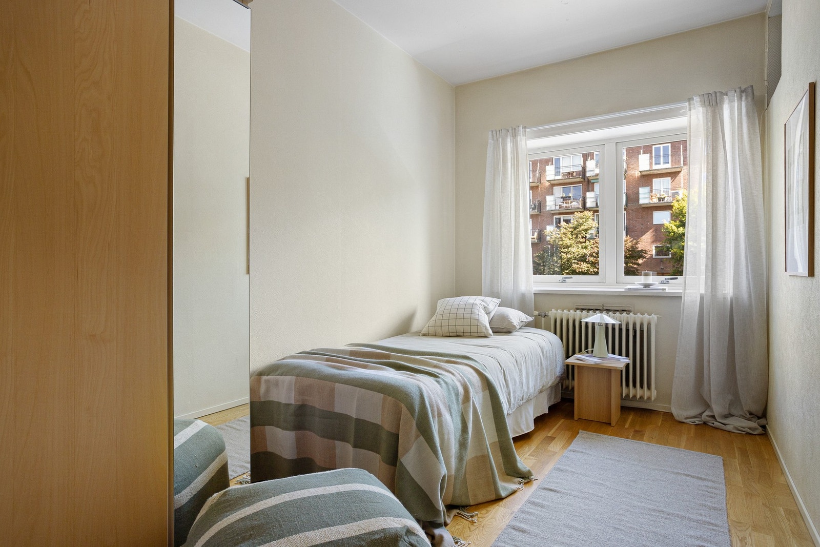 Det andre soverommet passer perfekt som barnerom, gjesterom eller kontor. Galleribilde