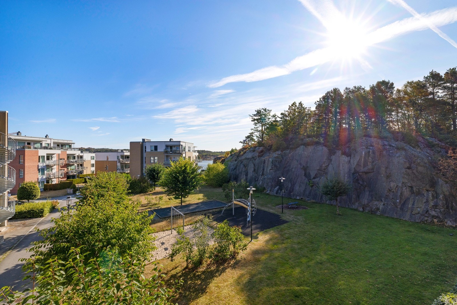Flotte fellesarealer like utenfor stuedøren. Galleribilde