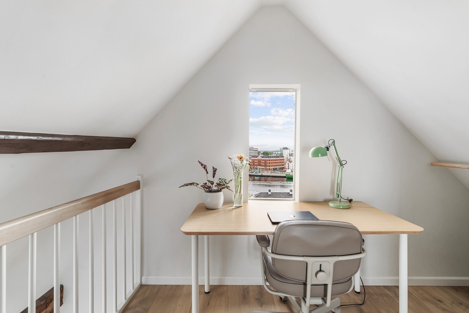 En lys og fin plass Galleribilde
