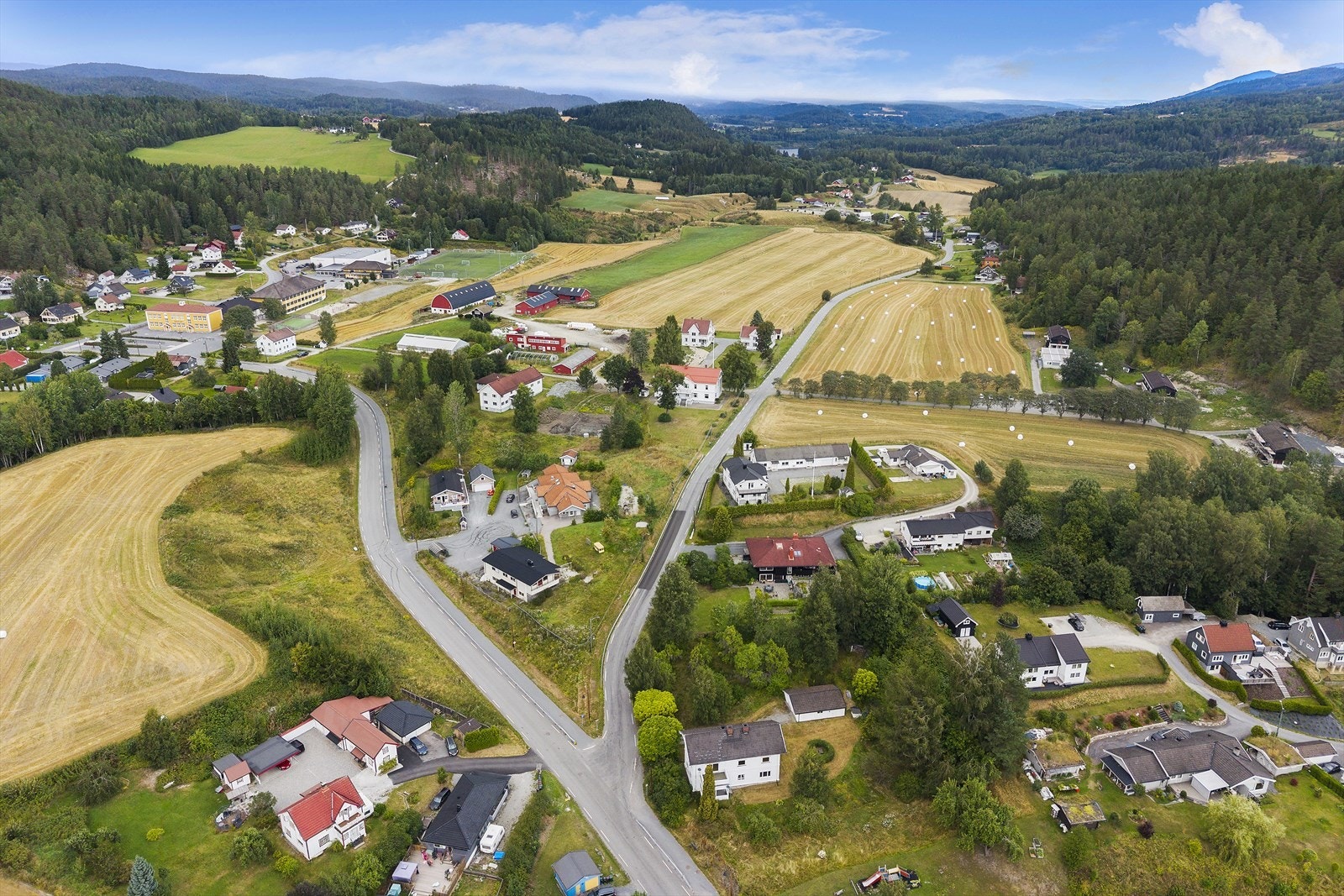 Området byr på landlige og fredelige omgivelser med nærhet til natur og turstier. Galleribilde