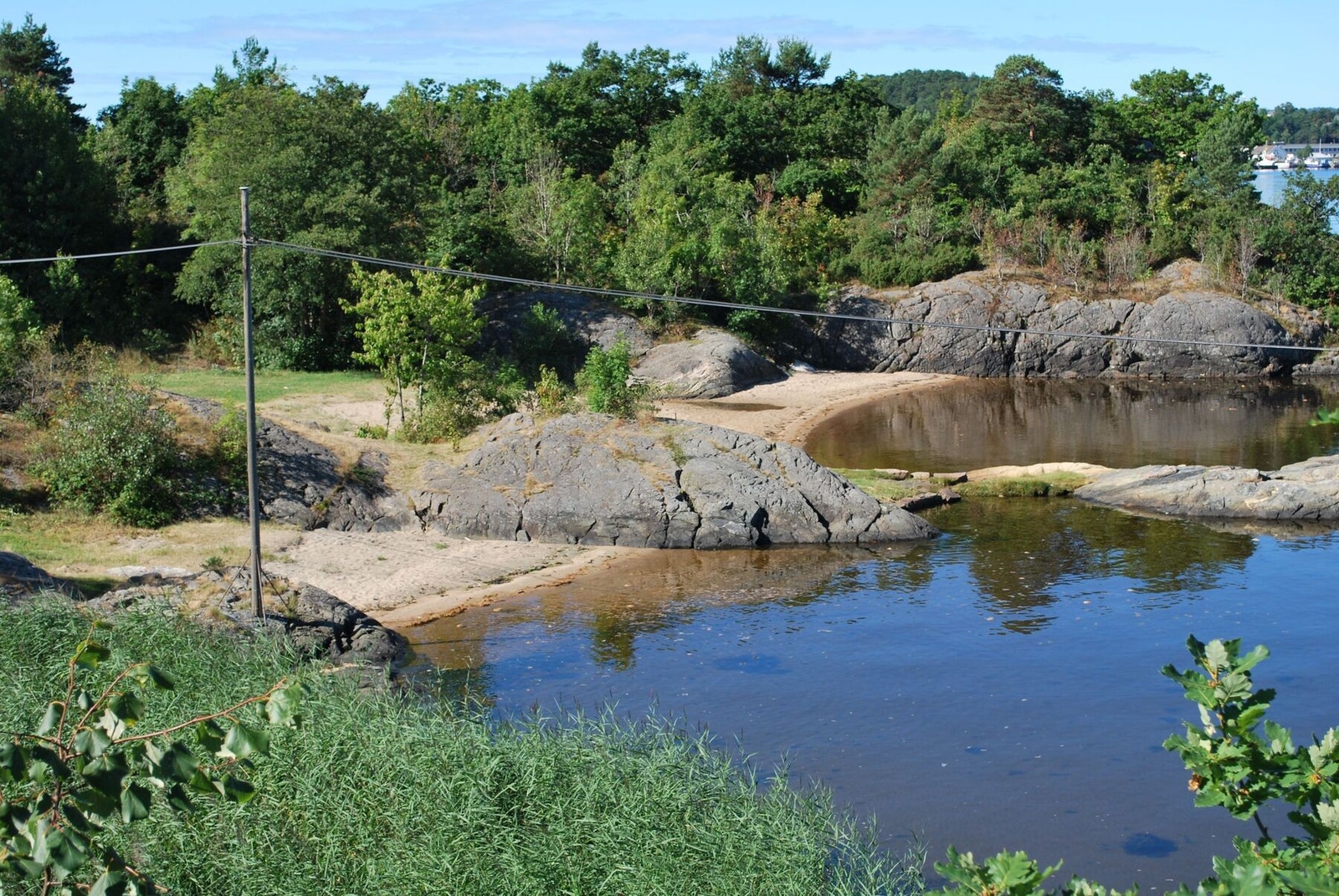 På Søm anbefales et besøk på Sømstranda Galleribilde