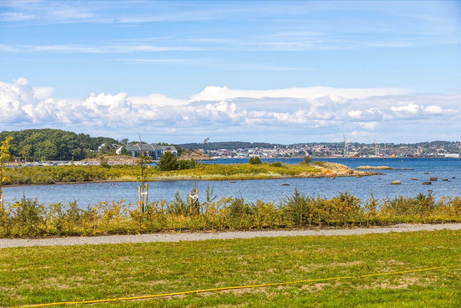 Flott utsikt fra terrassen. Galleribilde