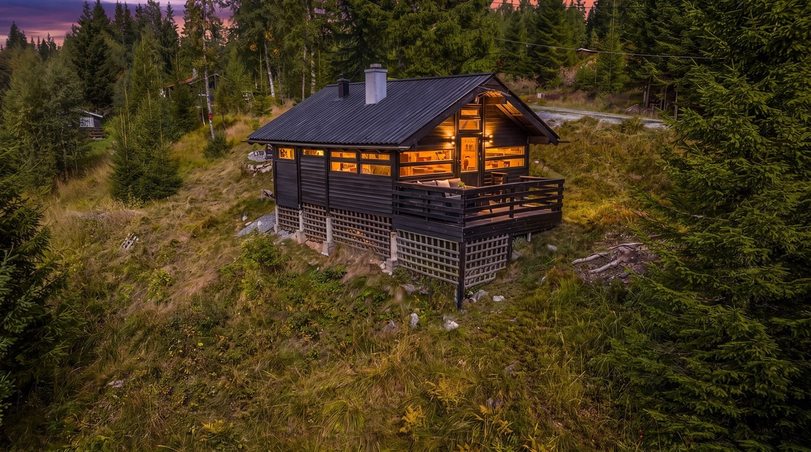 Velkommen til Ekralia 31! Foto: Thor Øyvind Borgersen. Digitalt skumringsfoto, avvik kan forekomme. Galleribilde
