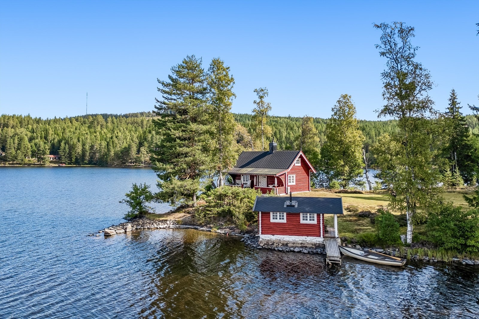 Velkommen til Bæreiavegen 561, usjenert på en øy, kun med båtadkomst! Foto: Bjørn Sørheim/EFKT Norge AS Galleribilde