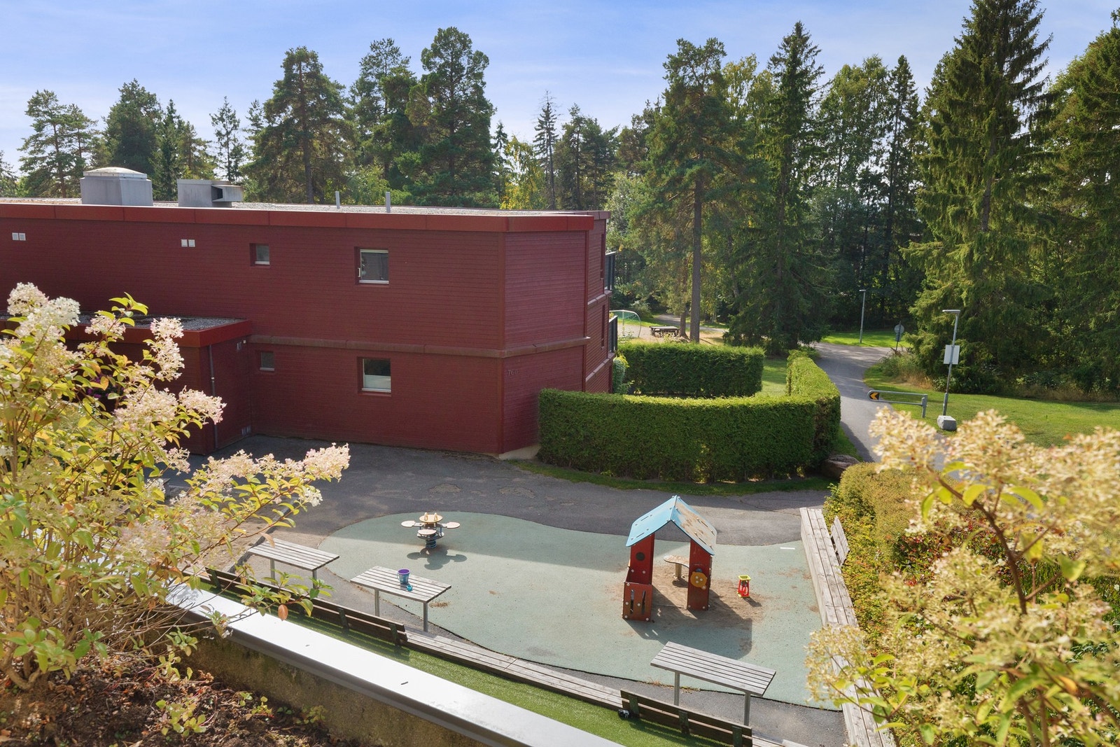 Åpent og fritt utsyn fra terrassen. Galleribilde