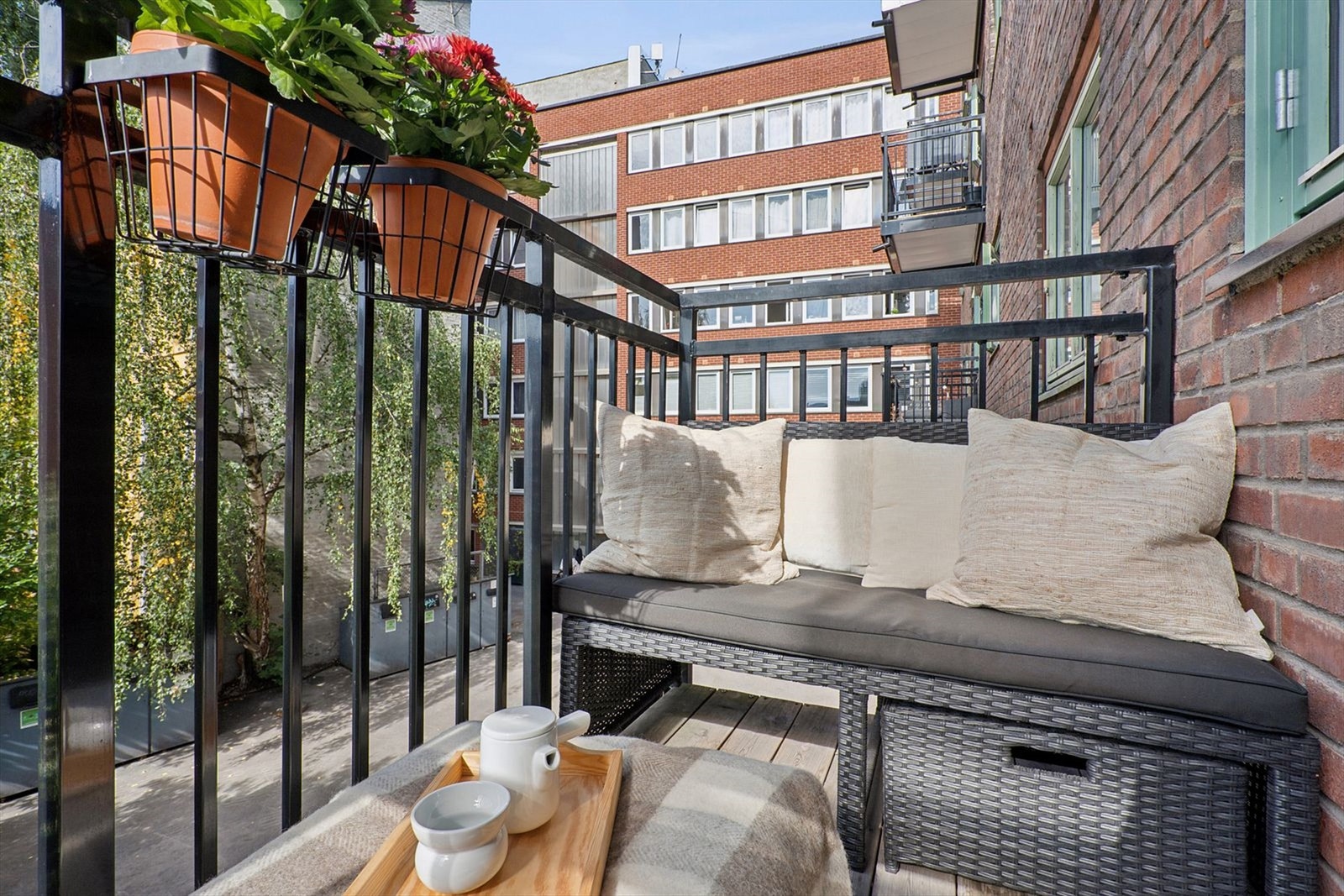 En lys og fin 2-roms selveierleilighet med etterspurt beliggenhet. Galleribilde