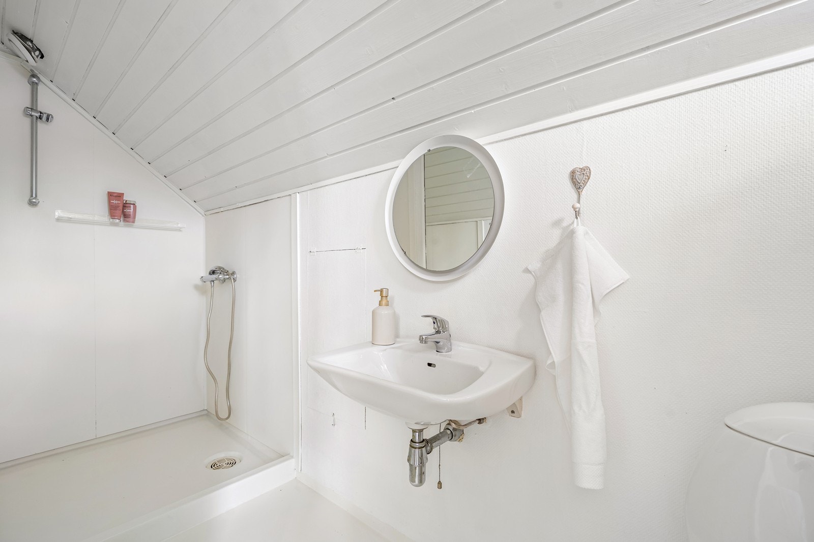 Her kan du gjøre deg klar for dagen i fred og ro, før resten av huset våkner. Galleribilde