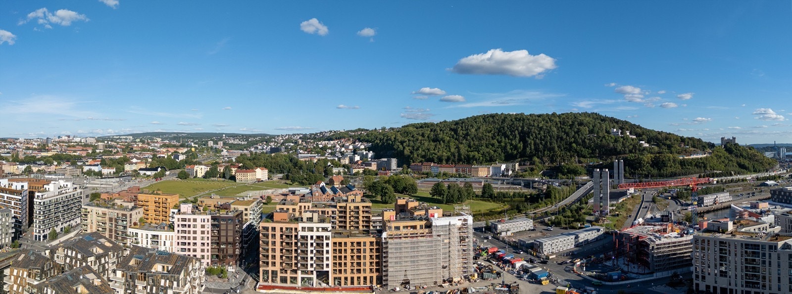 Mariakvartalet tegnes av Lund + Slaatto Arkitekter, som blant annet står bak Munch Brygge i Bjørvika. Munch Brygge vant Oslo Arkitekturforenings Arkitekturpris 2019 og Oslo bys arkitekturpris i 2020. Galleribilde