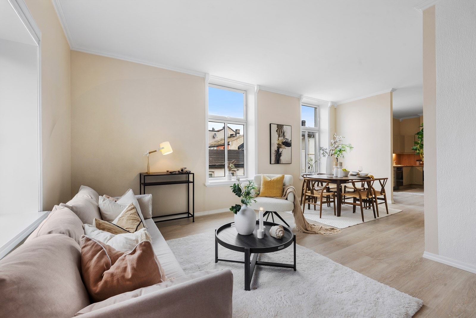 Nordvik Eiendomsmegling v/Caroline Wivestad ønsker deg velkommen til Torget 5. Foto: Mats Lønne, A7 Media Galleribilde