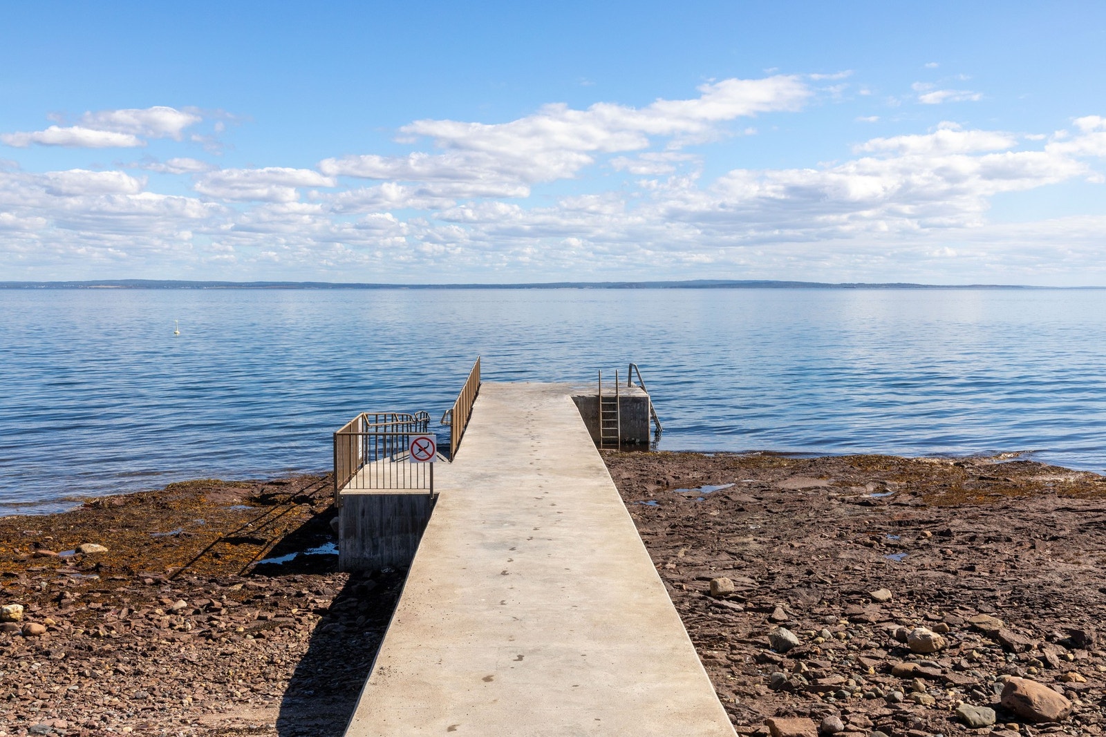 Bademoloen ved Ringshaugstranden. Galleribilde