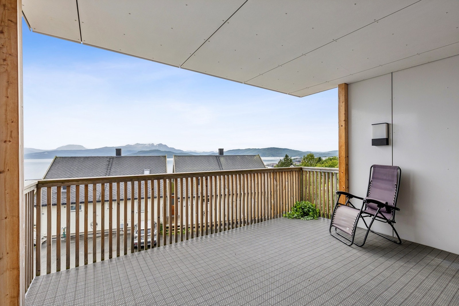 Overbygget inngangsparti. Galleribilde
