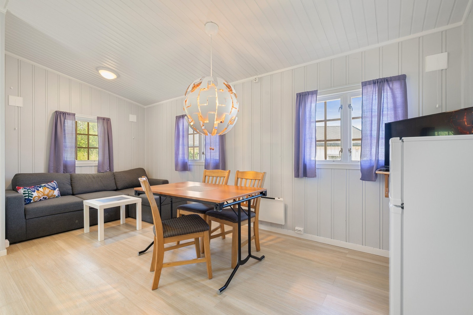 Stue/kjøkken - hytte Galleribilde