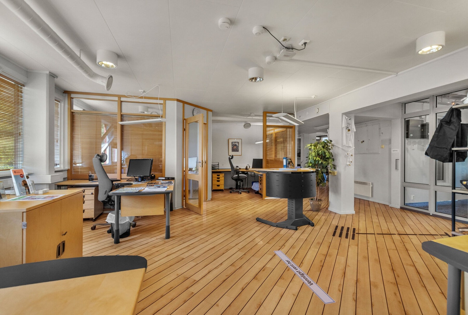 1etg - Servicetorg 4 Galleribilde