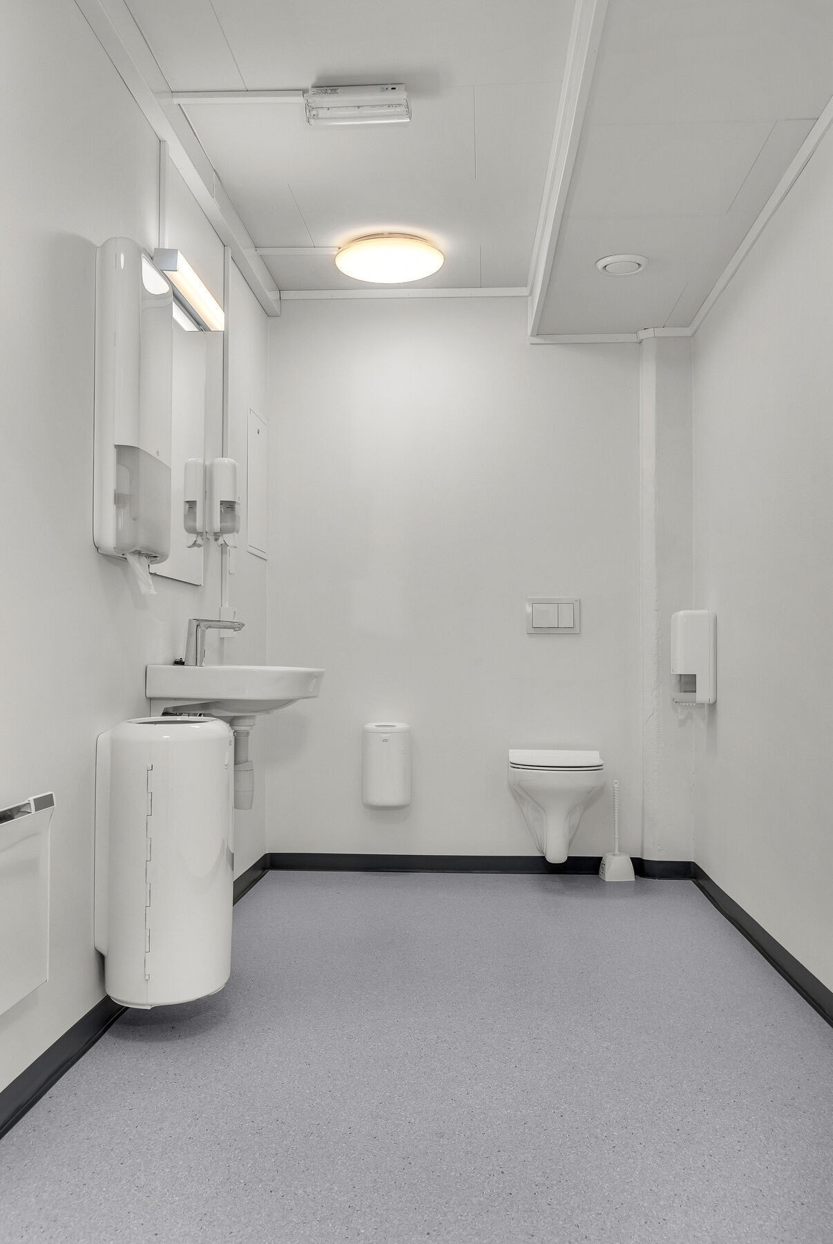 Kinobakken 1A - 1etg - Aula WC Galleribilde
