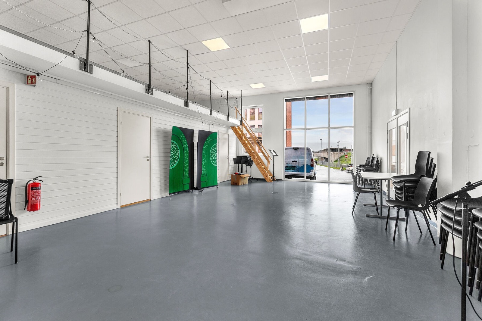 Kinobakken 1A - 1etg - Musikkavd - Musikkrom Galleribilde