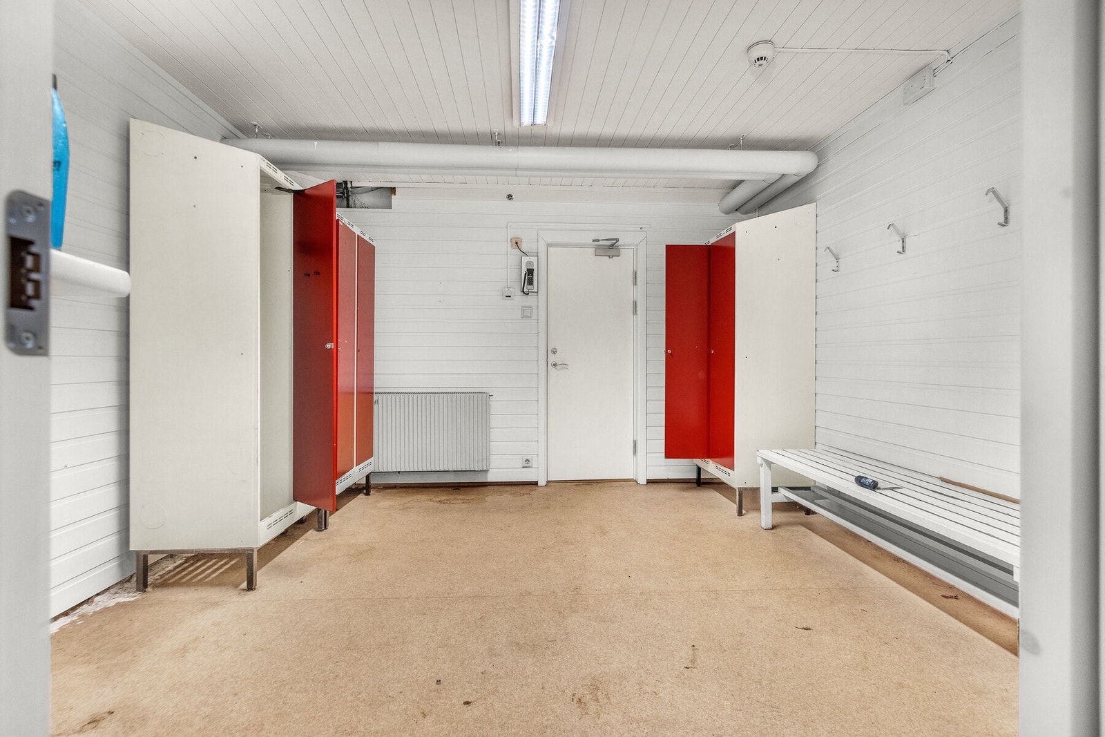 Brannbakken - Teknisk - Kjeller - Brann - Garderobe Galleribilde