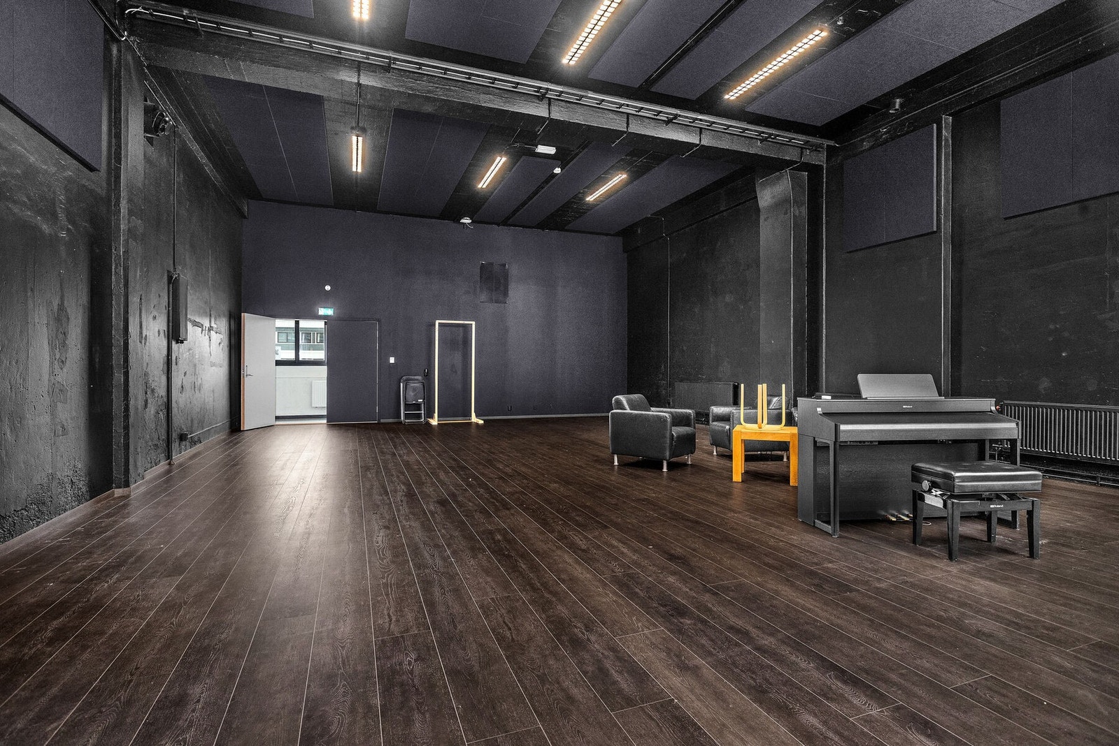 Kinobakken 1A - 1etg - Dansesal - Black Box Galleribilde