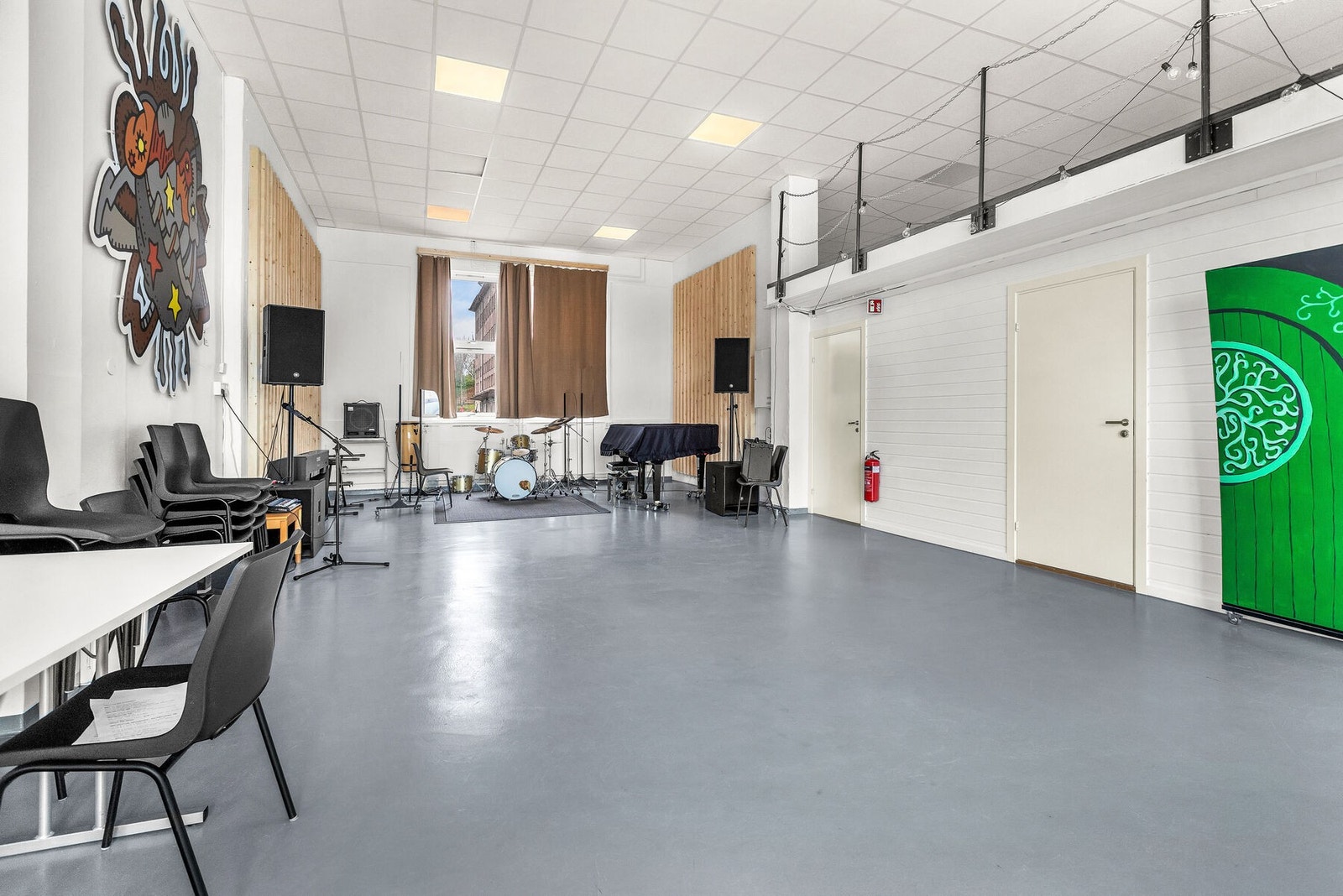Kinobakken 1A - 1etg - Musikkavd - Musikkrom Galleribilde
