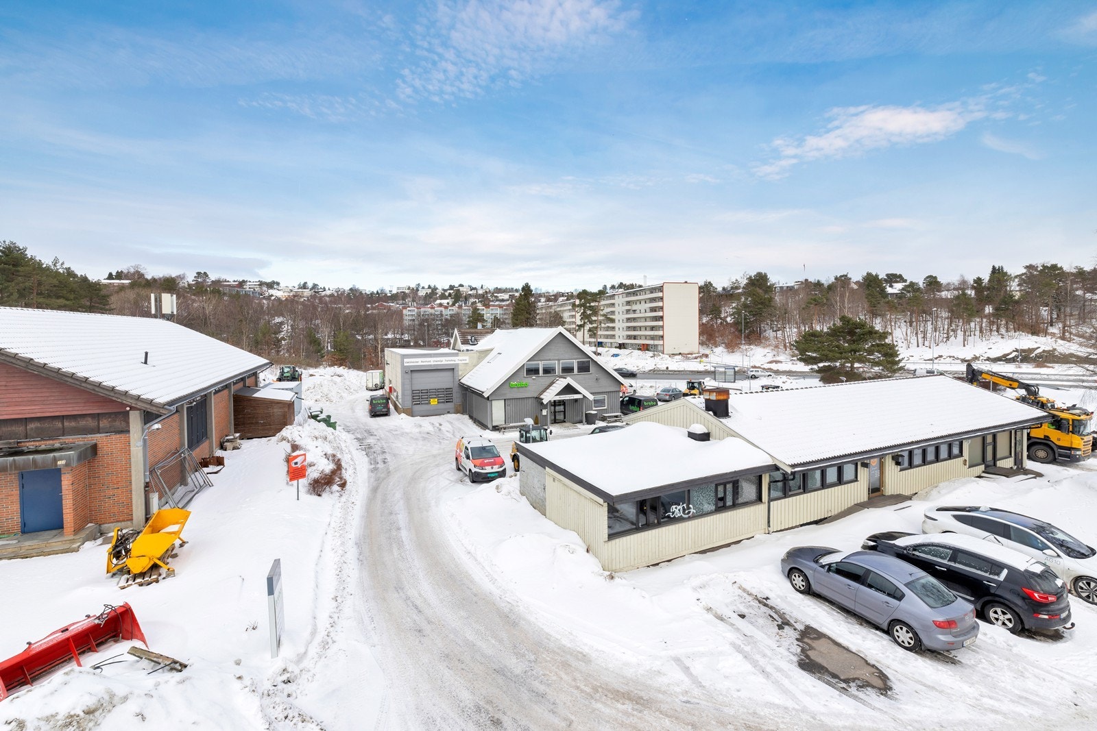 Eiendomsmegler Norge Næring har gleden av å presentere til leie sentralt i Vågsbygd. Galleribilde