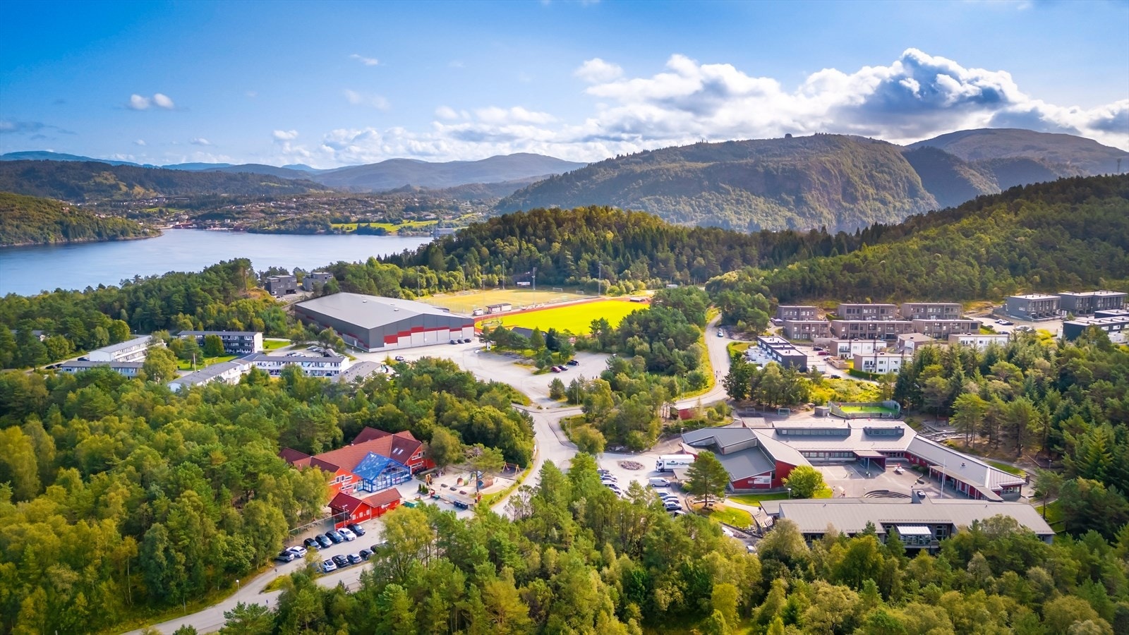 Fremtidig boligfelt vil få trygg skole og barnehage vei på ca. 1 km gjennom 