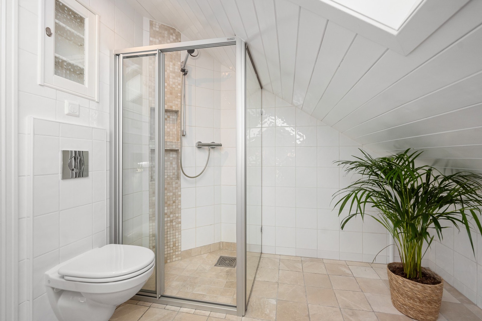 Badet har elektrisk gulvvarme Galleribilde